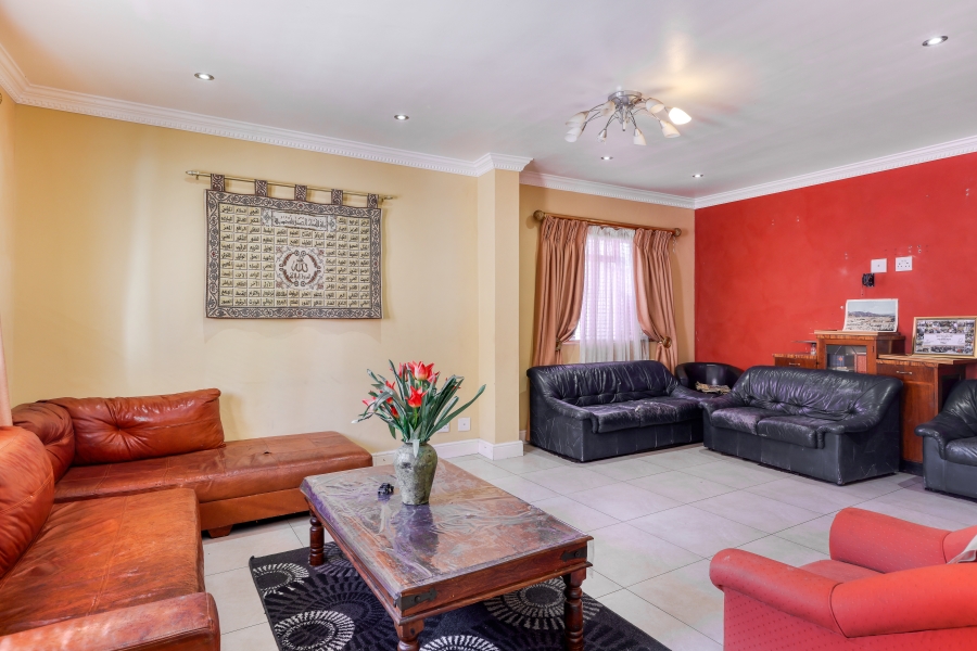 6 Bedroom Property for Sale in Bo Kaap Western Cape